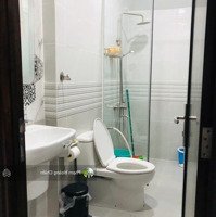 Cho Thuê Nhà Phố Góc 10X16M 1 Trệt 3 Lầu, 4 Phòng Ngủ 5 Vệ Sinh Giá Bán 33 Triệu, Khu Lakeview City Liên Hệ: 0907110827