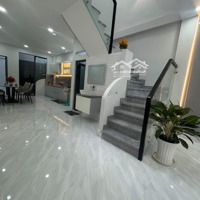 Quận 8 Nhà Đẹp Đường Lê Bôidiện Tích80M2, 1 Trệt 1 Lầu 3 Phòng Ngủ