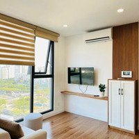 Chính Chủ Bán Căn Góc 37M2 View Q1 - Phú Mỹ Hưng Giá Nét 2Ty 200 Triệu Có Nội Thất Cơ Bản