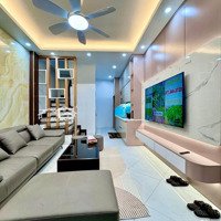 Bán Nhà Võ Chí Công 33M * 5 Tầng, Nhà Mới, Ngõ Rộng, Cách Phố 60M - Giá Bán 6.8 Tỷ