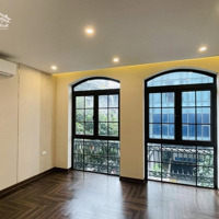 Bán Nhà Mặt Phố Tại Thịnh Quang, 15 Tỷ, 70M2, 11 Phòng Ngủ 6 Vệ Sinh Chính Chủ, Giá Ưu Đãi,11 Phòng Khép Kín,