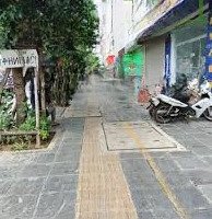 Cho Thuê Nhà Mặt Phố Hạ Hồi Cực Đông Khách Du Lịch, Diện Tích: 130M2, Mt: 4,5M, Mọi Mô Hình Vào Luôn