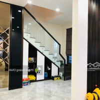 Cho Thuê Nhà Phố Góc 10X16M 1 Trệt 3 Lầu, 4 Phòng Ngủ 5 Vệ Sinh Giá Bán 33 Triệu, Khu Lakeview City Liên Hệ: 0935498286