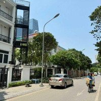 Cho Thuê Văn Phòng Tầng 4 Tại Số 32A Hdi Mạc Thái Tông , Diện Tích: 110M2 , Lối Đi Riêng, Có Thang Máy