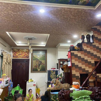 Bán Nhà 165/ Tây Thạnh.p Tây Thạnh.q Tân Phú
Dt: 4.6 X 12 Công Nhận 55M 1 Trệt + 1 Lầu Giá Bán 5.1 Tỷ