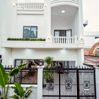 Nhà Siêu Đẹp Phong Cách Villa Hiện Đại Tại Hồ Văn Huê, Phú Nhuận, 5 Tầng, 7.10X16M, Hẻm 10M,Giá 40T