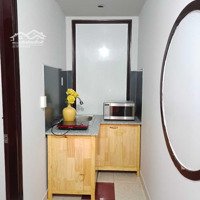 Cho Thuê Căn Hộ 2 Pn, 2 Wc, Thang Máy Trong Chung Cư Mini