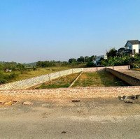 Bán Gấp Mảnh Đất View Hồ Sẵn Sổ Đỏ