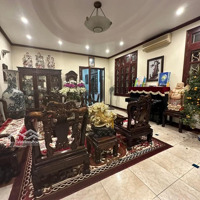 Biệt Thự Trung Tâm Thái Hà,Diện Tíchsiêu Rộng 250M, Sân Để 2 Ô Tô Cầu Thang Trong Ngoài, Hiếm Có Hà Nội