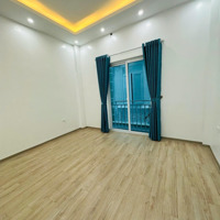 Cho Thuê Nhà Mới Ngõ 250 Tân Mai, 4 Tầng, 4 Ngủ, Full Đồ