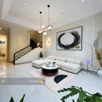 Nhà Đẹp Mới Xây 2 Lầu Sân Thượng -Hẽm Xe Hơinguyễn Hồng Đào -Diện Tích70M2 (4.6X17)M - Chỉ Hơn 10 Tỷ Tl