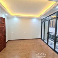 Chính Chủ Cần Cho Thuê Nhanh Nhà Phan Kế Bính - Linh Lang, Oto Đỗ Cửa,Diện Tích70M* 5 Tầng, Giá 24 Triệu/Th