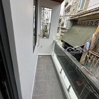 [ Quận 11 ] 3 Tỷ 500 ( Nắm Chủ )
Chính Chủ Gởi Bán Hẻm 161D Lạc Long Quân P3 Q11