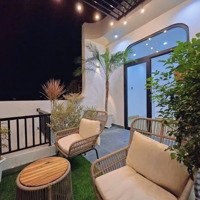 Chính Chủ Gởi Bán Nhà 3 Tầng Mặt Tiền 5M5 Đoàn Nhữ Hài , Full Nội Thất , Có Pn Dưới , Gọi Văn Phú