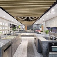 Cho Thuê Nhà Mặt Phố Khu Vực Hào Nam. Diện Tích: 120M2X5T. Mt: 8M