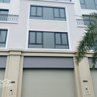Căn Quỹ Độc Quyền Biệt Thự Liền Kề Shop, Vừa Ở Vừa Kinh Doanh Rất Đẹp. Diện Tích: 6X15, Đông Bắc