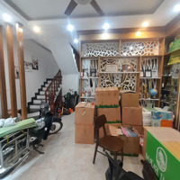 Duy Nhất Một Căn Nhà Dân Xây Cực Đẹp Phố Hoàng Tăng Bí, Bắc Từ Liêm. Diện Tích: 42M2*5T, Oto Qua, 20M Ra Phố