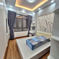 Sang Tay Nhà Đẹp, Tôn Đức Thắng-Đống Đa.diện Tích27M2-4Mt Nhà 4 Tầng Giá Ưu Đãi 7,68 Tỷ. Sẵn Sổ Bán