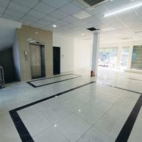 Cho Thuê Nhà Hoàng Quốc Việt, Phạm Văn Đồng.diện Tích120M2, 5 Tầng 1 Hầm,Mặt Tiền8M Thông Sàn Thang Máy 65 Triệu