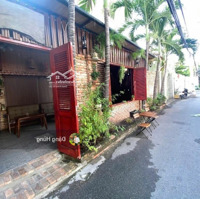 Cho Thuê Mặt Bằng Kinh Doanh Đường Trần Văn Sắc - Thảo Điền - Vuông Vức, Đẹp .Giá Thuê Chỉ 25 Triệu/Th