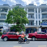 Nguyên Căn 7X21M - 5 Tầng, Đường Lớn 15M, Trang Bị Full Nội Thất Văn Phòng Cao Cấp - Vạn Phúc City