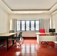 Văn Phòng 25M2 Vạn Phúc Sẵn Nội Thất, Máy Lạnh, Hầm Xe. Giá Rẻ Chỉ 5,5 Tr (Bao Điện Nước, Internet)