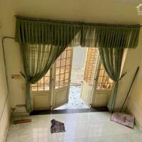 Nhà 2 tầng mặt tiền đường Lê Thị Hồng Gấm. Diện tích 60m2. Chỉ 4.9 tỷ