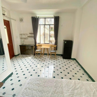 Cho Thuê Căn Hộ Full Nội Thất Cửa Sổ Lớn Ngay Bờ Kè Hoàng Sa Giá Rẻ Tháng 12/2024