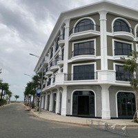 Bán Nhà Biệt Thự New Vegas Hà Tiên, Giá Thỏa Thuận, 75M2, 5 Phòng Ngủ 6 Vệ Sinh 3 Tầng, Q. Hà Tiên, Kg