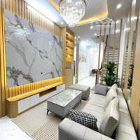 Trương Định, Hai Bà Trưng.diện Tích37M2 X 4 Tầng,Mặt Tiền3,1M, Giá Nhỉnh 6 Tỷ