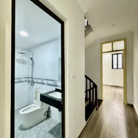 Bán Gấp Nhà Riêng Chính Chủ Phố Trần Thái Tông, 11,6 Tỷ, 42M2, 7 Phòng Ngủ Cầu Giấy, Hà Nội