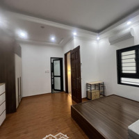 Xả Hàng Khu Vực Long Biên -Bên E Có Hơn Chục Căn Nhà Từ 6Tỷ Đến Hơn10Tỷ. Liên Hệ:0936168456