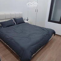Xả Hàng Khu Vực Long Biên -Bên E Có Hơn Chục Căn Nhà Từ 6Tỷ Đến Hơn10Tỷ. Liên Hệ:0936168456