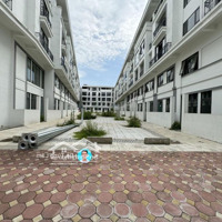 Cần Bán Shophouse Metropolitan -Diện Tích67,5M2, Hai Mặt Đường, Sau Có Vườn Hoa Nhỏ