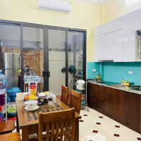 Bán Nhà Xuân Thuỷ 35M2 5 Tầngmặt Tiền7M 10.5 Tỷ Lô Góc - Ô Tô - Kinh Doanh - Ngõ Nông.