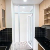 Duy Nhất Bán Căn Hộ A10 Nguyễn Chánh/Kđt Nam Trung Yên 2Pn/62M2. Full Nt. Liên Hệ: 0934593027