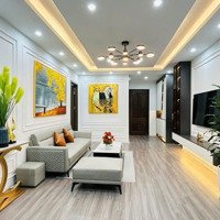 Trung Tâm Quận- Nở Hâu- 3 Mặt Thoáng- Full Nội Thất- Ô Tô Gần- Giao Thông Thuận Tiện- Tiên Ích Ngập