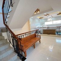 Tin Được Không, Nhà 2 Tầg Mặt Phố Hải Châu Đường 6Met Giá Chỉ 4,79 Tỷ. Nhanh Tay Sở Hữu Ngay Ạ