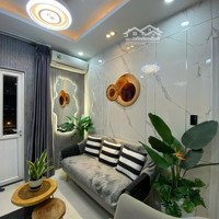 Cc Định Cư Nước Ngoài Cần Bán Gấp Căn Hộ 2 Phòng Ngủnội Thất Mới, View Đẹp Diện Tích 140M2 Giá Tốt