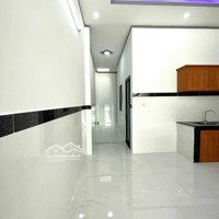 Nhà 1 Trệt 2 Lầu , Diện Tích 90M2 . Sổ Riêng Thổ Cư 100% . Ngay Ngã 4 Bến Cá, Liên Hệ : 0969139584