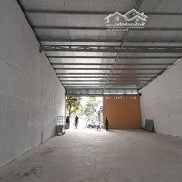 Cho Thuê Xưởng Quốc Lộ 1A , Bà Điểm Hocmon Dt: 10 X20 ( 200 M2 ). Mới Xây Giá Bán 16 Tr Xưởng Mới