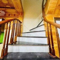 Nhà Đẹp-Hà Trì- Ở Sướng-Gần Phố-Đầy Đủ Nội Thất-Chỉ Việc Sách Vali Đên Ở