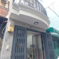 Bán Nhà Mới 2 Lầu 2 Phòng Ngủ Quận 4