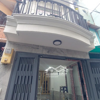 Bán Nhà Mới 2 Lầu 2 Phòng Ngủ Quận 4