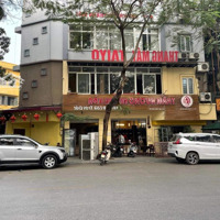 Cho Thuê Nhà Mặt Phố Tại Phố Chả Cá, Diện Tích: 65 M2 + Gác Xép, Mt: 4,5M. Mọi Mô Hình, Vào Luôn