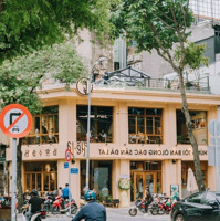 Cho Thuê Nhà Mặt Phố Tại Hàng Nón Siêu Vip, Diện Tích 40M2 X 2T + Lửng,Mặt Tiềnlô Góc: 10M, Mọi Mô Hình