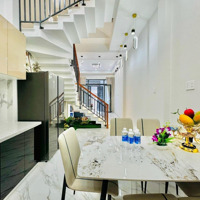 Sở Hữu Ngay Nhà Nguyễn Thiện Thuật, Q3. Giá: 3.2 Tỷ / 48M2. Vị Trí Đắc Địa, Nhiều Tiện Ích. Lh Ngay