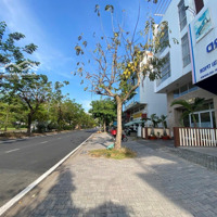 Đất Mặt Tiền Đường Hoàng Quốc Việt Đường Rộng 35M - Giá Tốt Đầu Tư