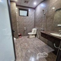 Hiếm- Tôi Chính Chủ Cho Thuê Nhà Lô Góc, Mới, 103M2_ 4T; Vp, Nhà Hàng, Kinh Doanh, Chùa Láng-27 Tr