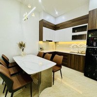 Bán Nhà Mặt Phố Hoàng Văn Thái, Vị Trí Đắc Địa, Hiếm, Kinh Doanh, 36M, Giá Bán 16 Tỷ